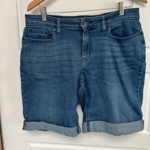 DKNY Jeans nice and cozy 💙
